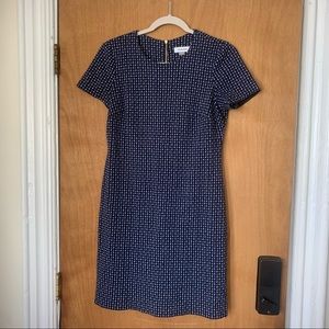 Calvin Klein Navy Blue and White Short Sleeve Midi Dress with Zipper (size 4)